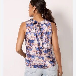 Evereve Kelley tie back top size M. NWOT